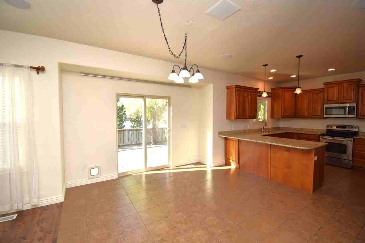 3397 W Chatel Dr - Photo 6 of 32