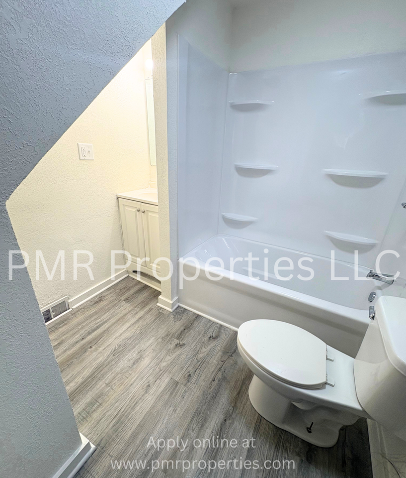 1204 5th Ave - Photo 7 of 16