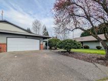 5411 99th Place NE - Photo 1 of 1