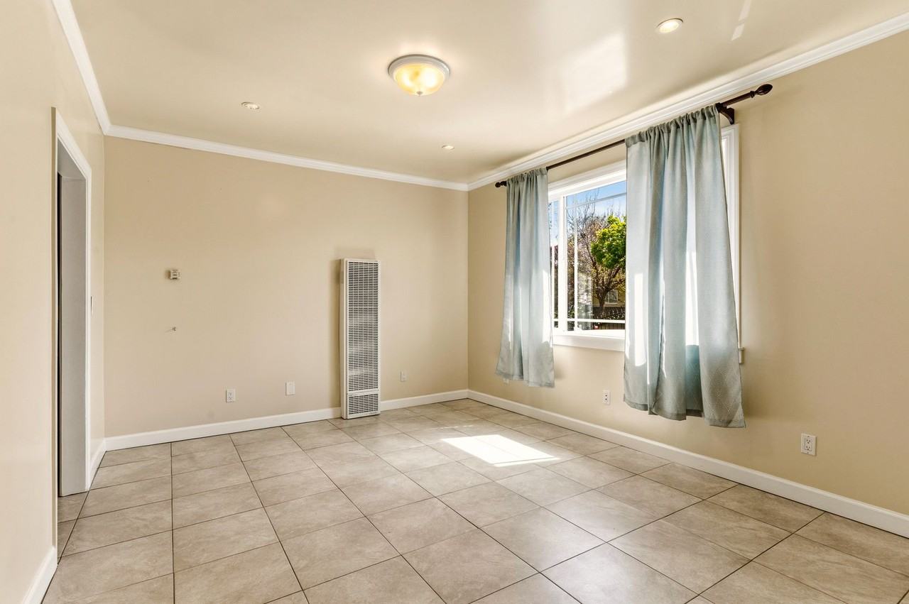 1211 98th Ave - Photo 2 of 39