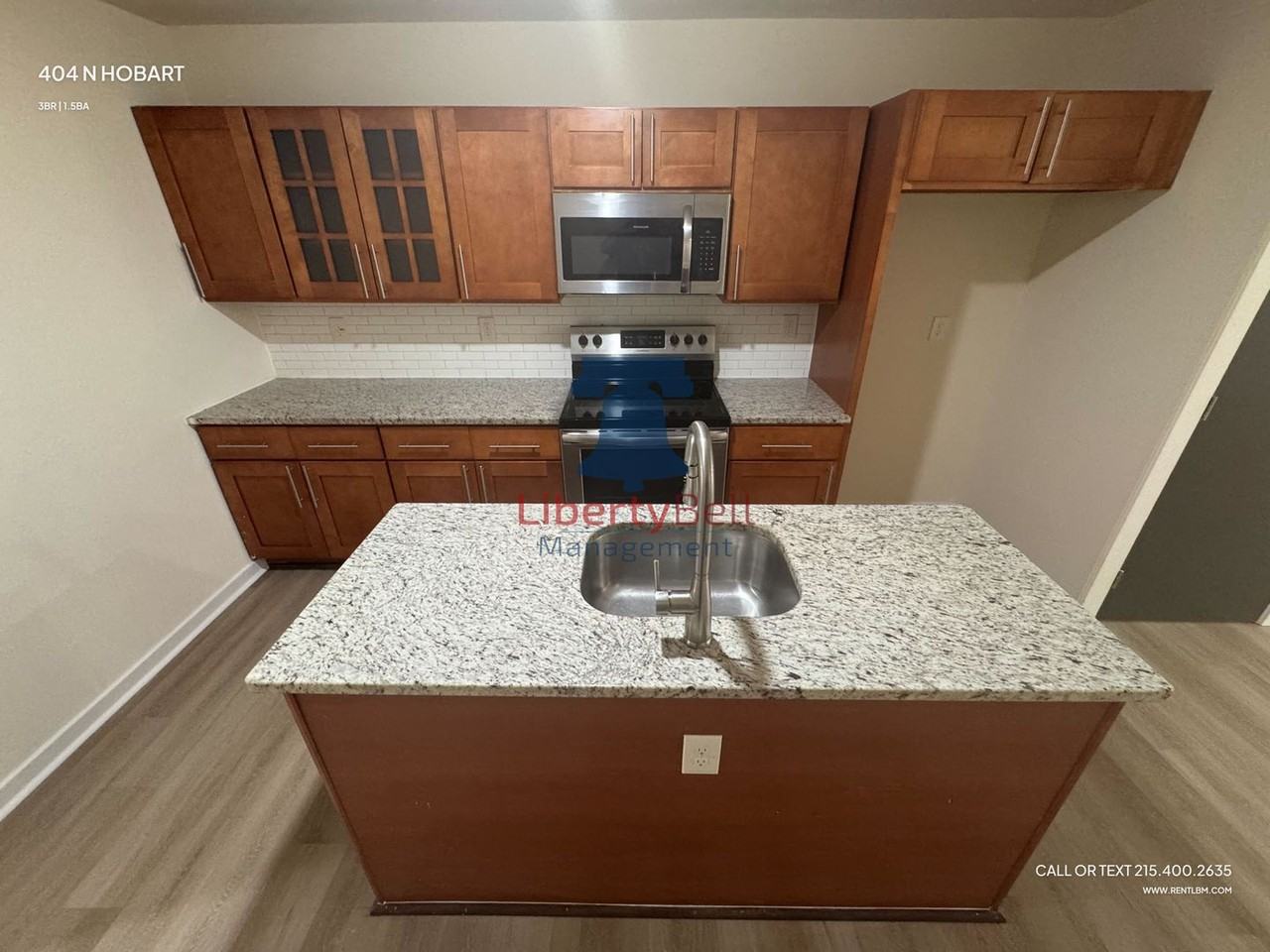 404 N Hobart St - Photo 3 of 15