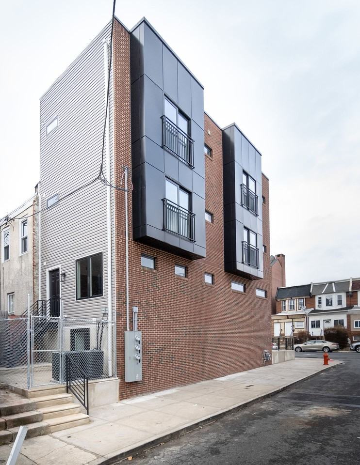 5734 WALNUT - Photo 3 of 3