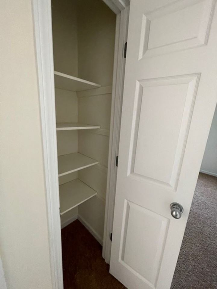 903 Norman Dr - Photo 7 of 25