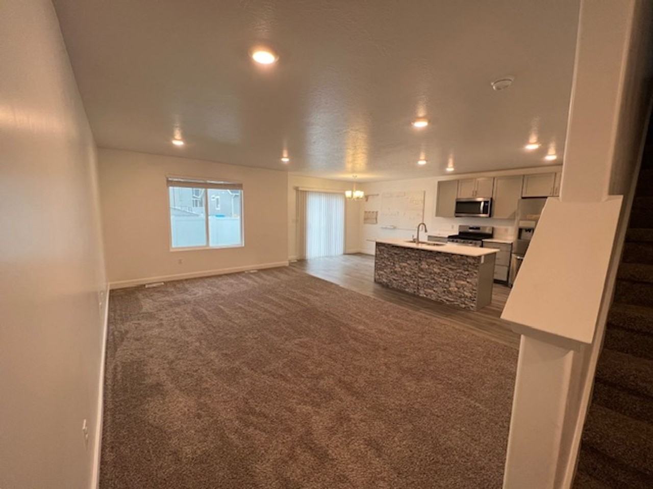 1829 S 410 W - Photo 2 of 18