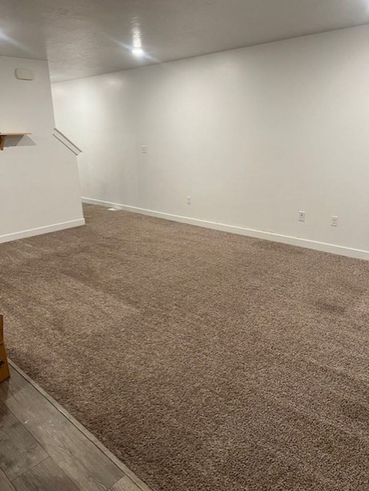 1829 S 410 W - Photo 5 of 18