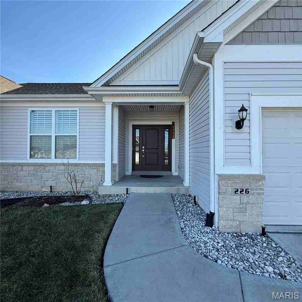 226 Castle Stuart Ct - Photo 2 of 35