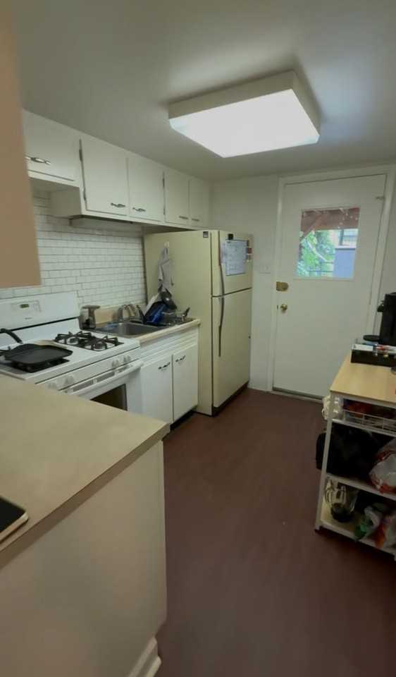 2045 N Dayton St - Photo 5 of 7