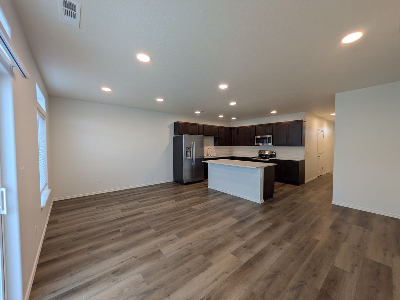 6496 W 36th Pl - Photo 4 of 17