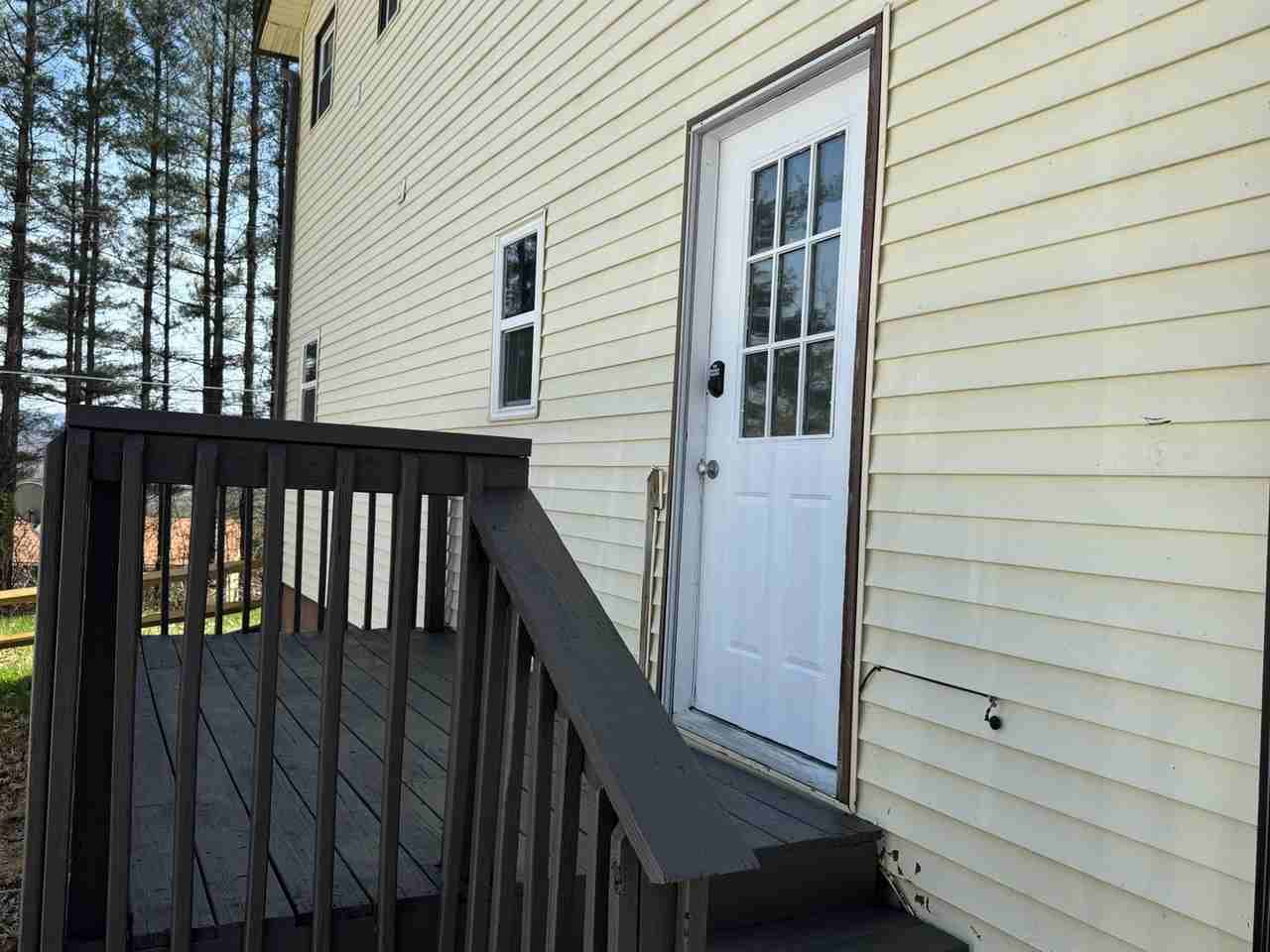 115 Towneview Estates Dr - Photo 2 of 13