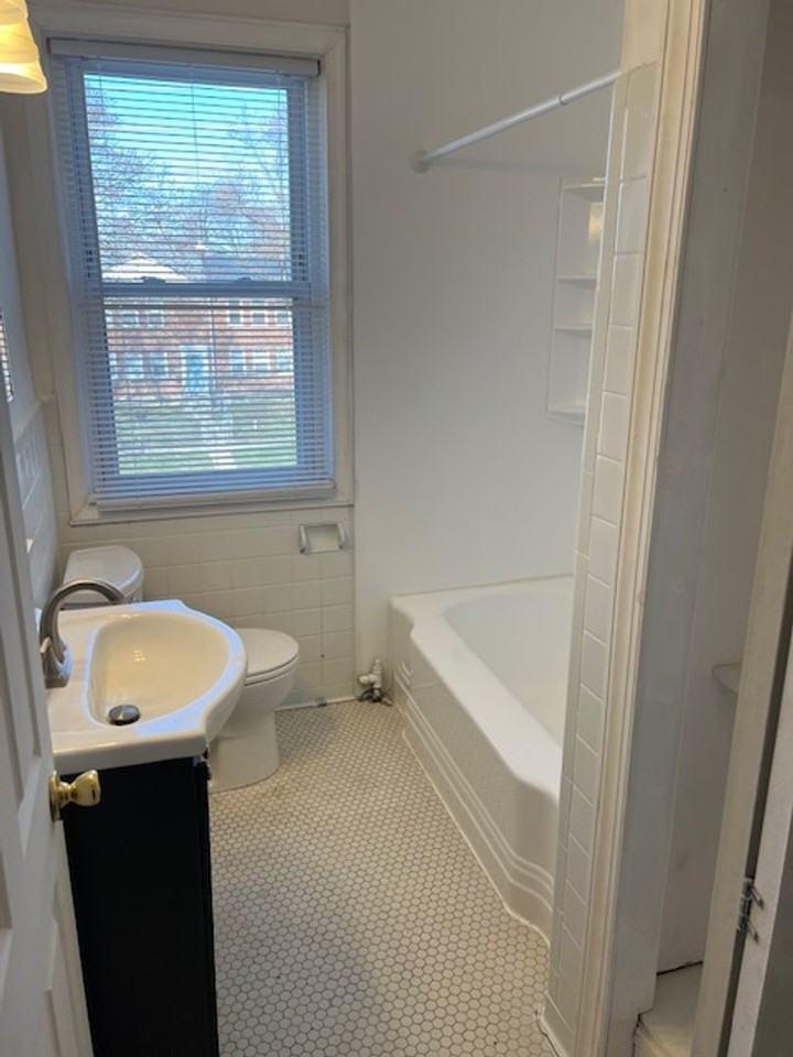 5905 The Alameda - Photo 5 of 26