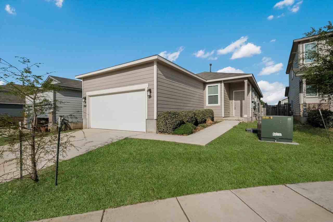 13015 Kathleen St - Photo 2 of 27