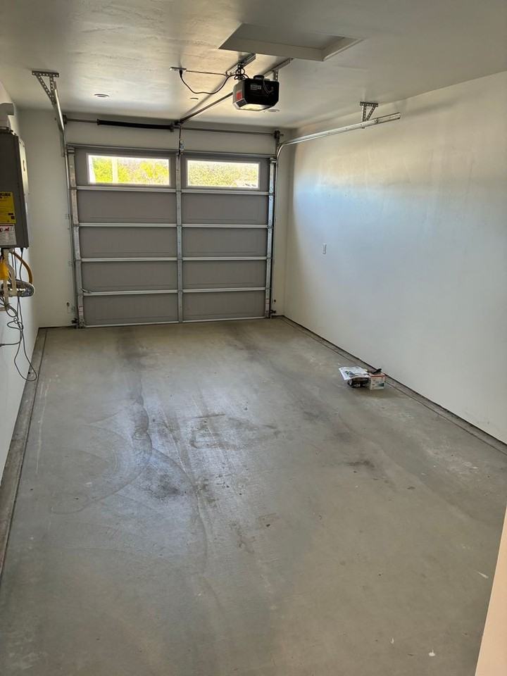 2046 1st Rd - Photo 3 of 10