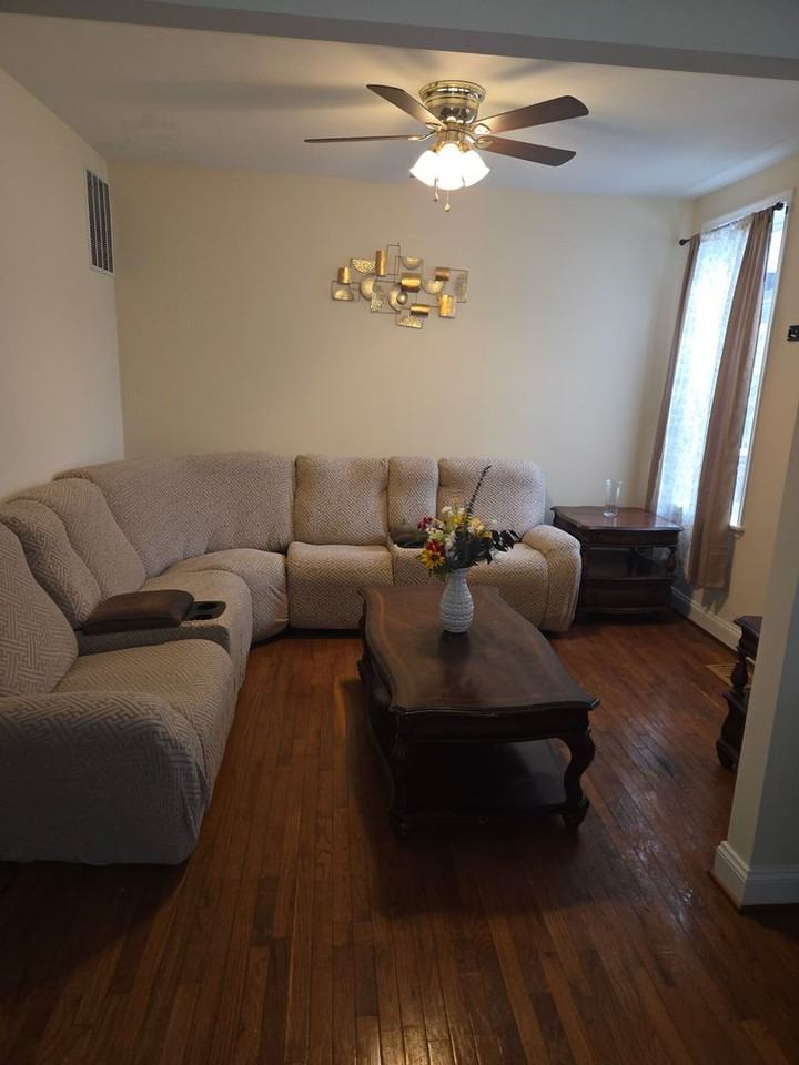 314 Lyndhurst Street Baltimore, MD 21229 - Photo 5 of 15