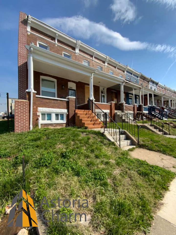 1802 E 28th St - Photo 5 of 31
