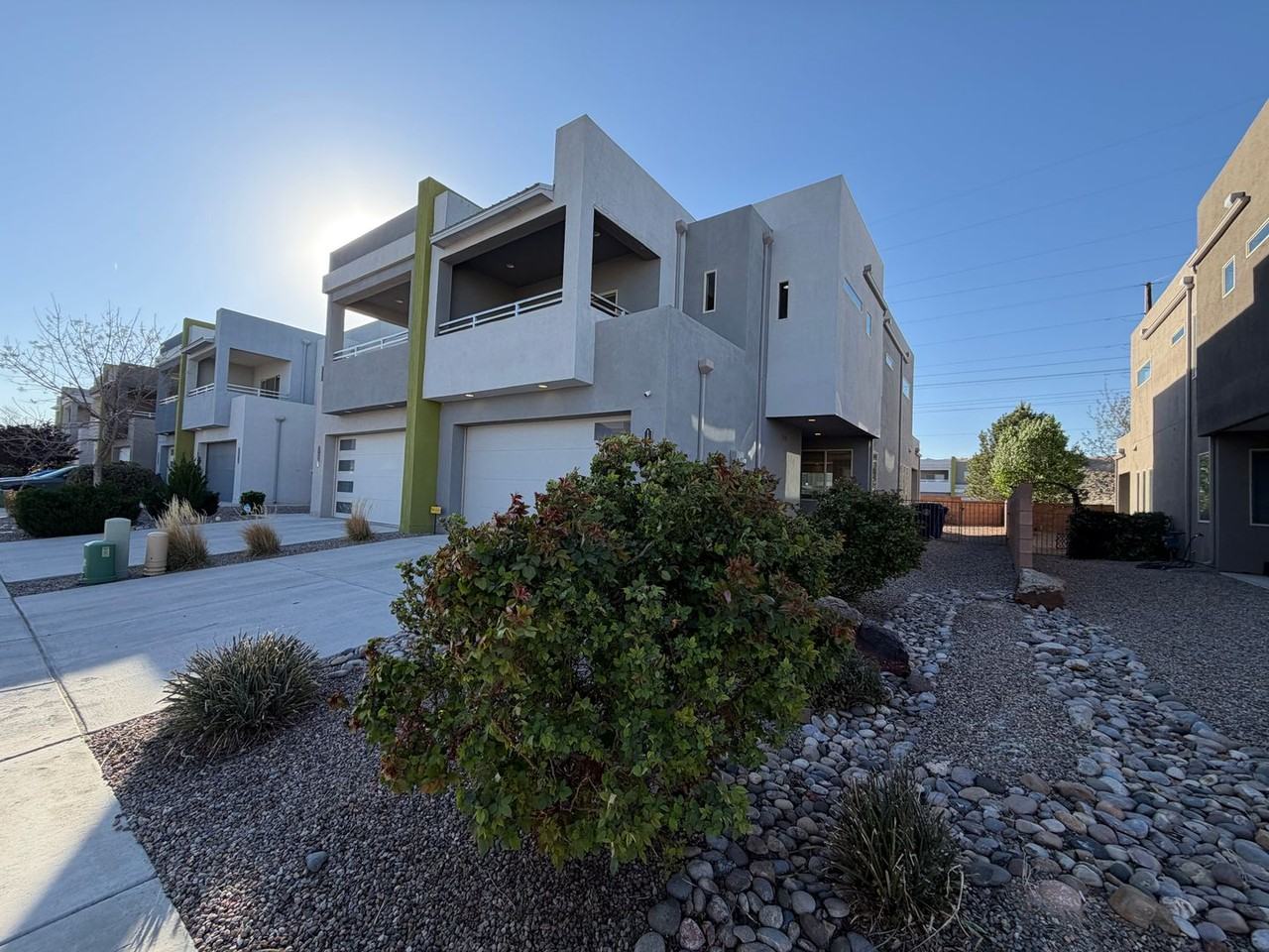 12028 Zanjero Rd Se - Photo 2 of 33