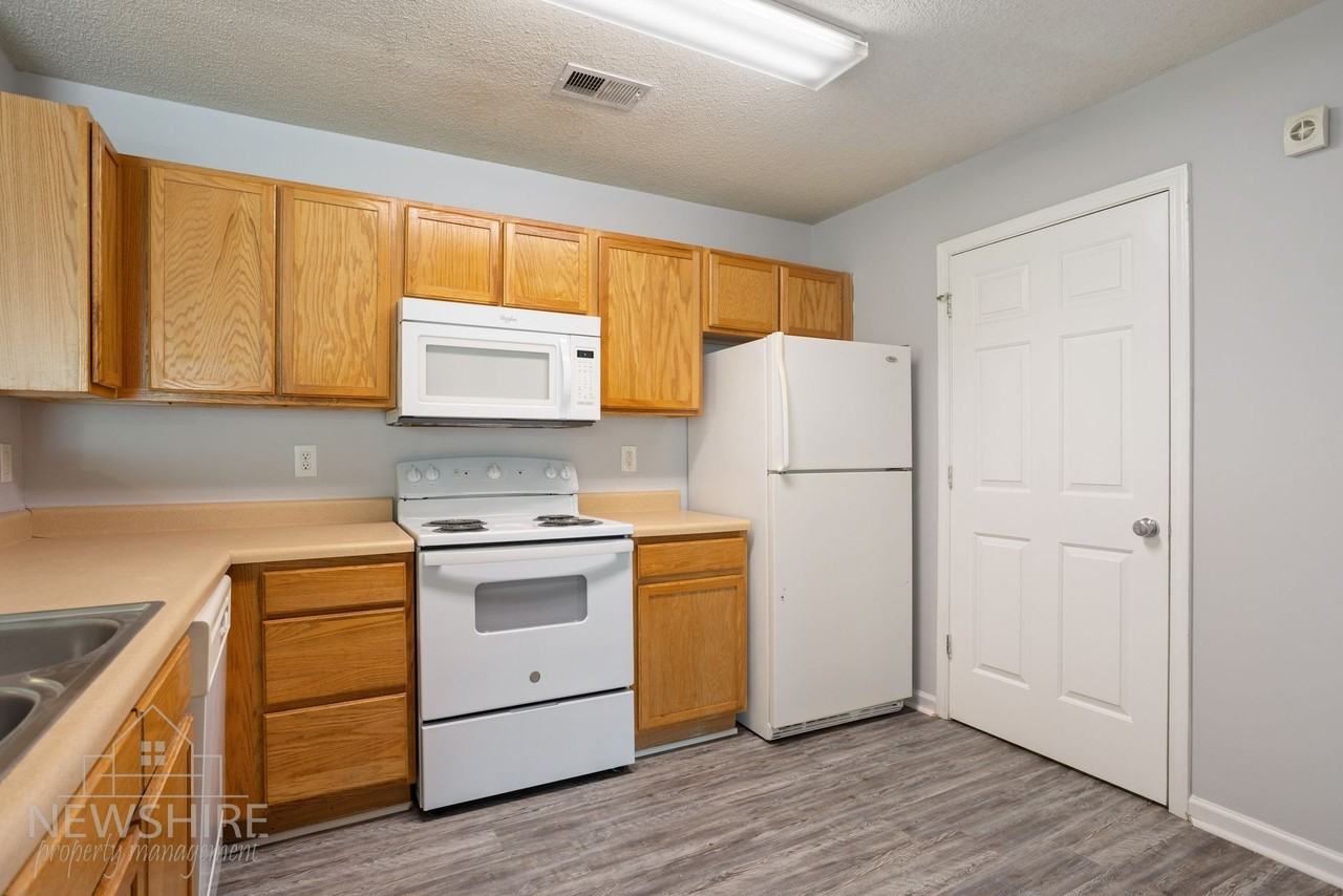 Fusion Pointe - Photo 3 of 50