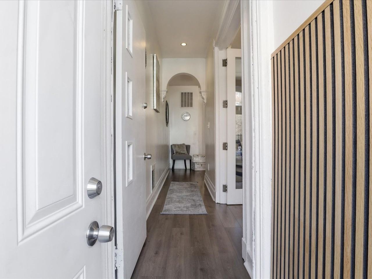 1211 N Caroline St - Photo 7 of 47