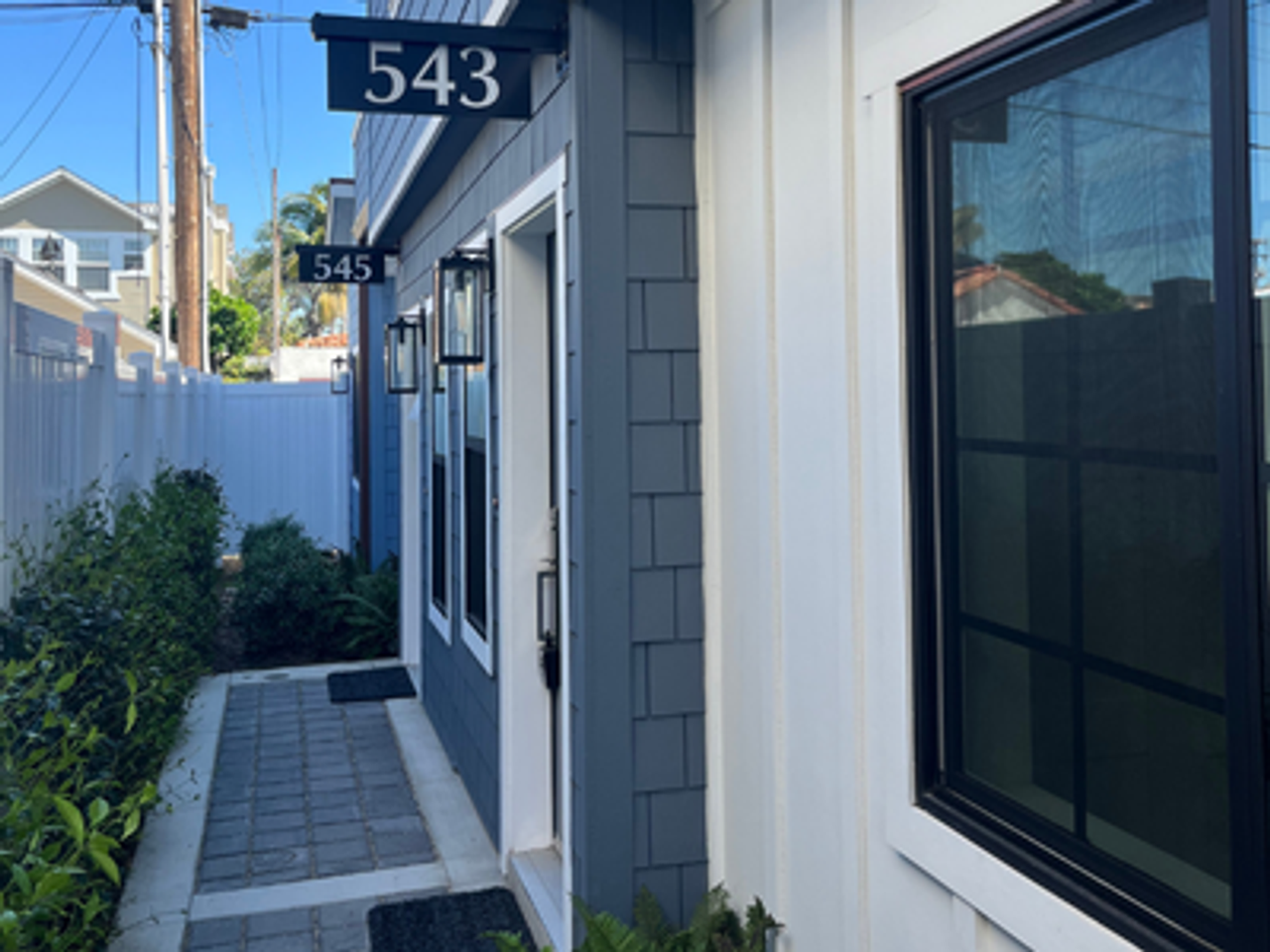 543 Orange Ave - Photo 5 of 39