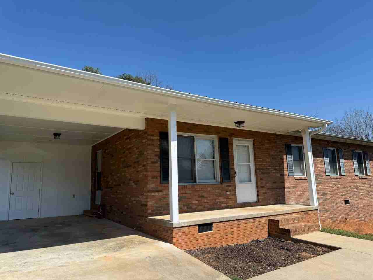 115 Reese Rd - Photo 2 of 3