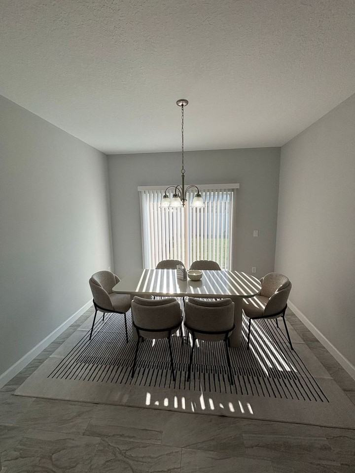 336 Caen Ct #B - Photo 3 of 14