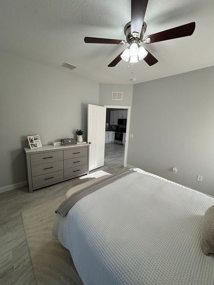 336 Caen Ct #B - Photo 7 of 14