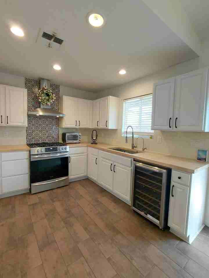 314 Butterfield Trl - Photo 3 of 21