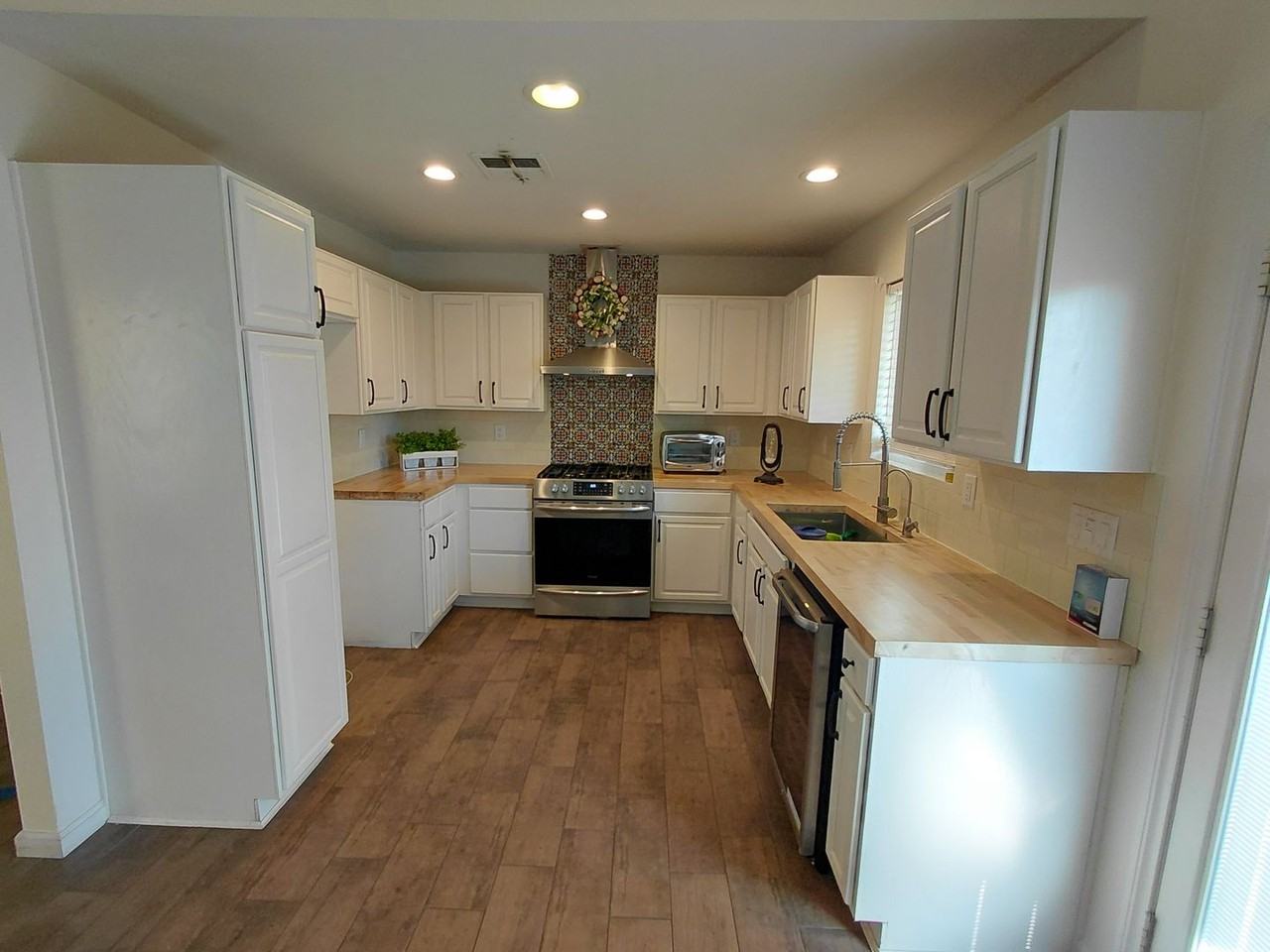 314 Butterfield Trl - Photo 4 of 21