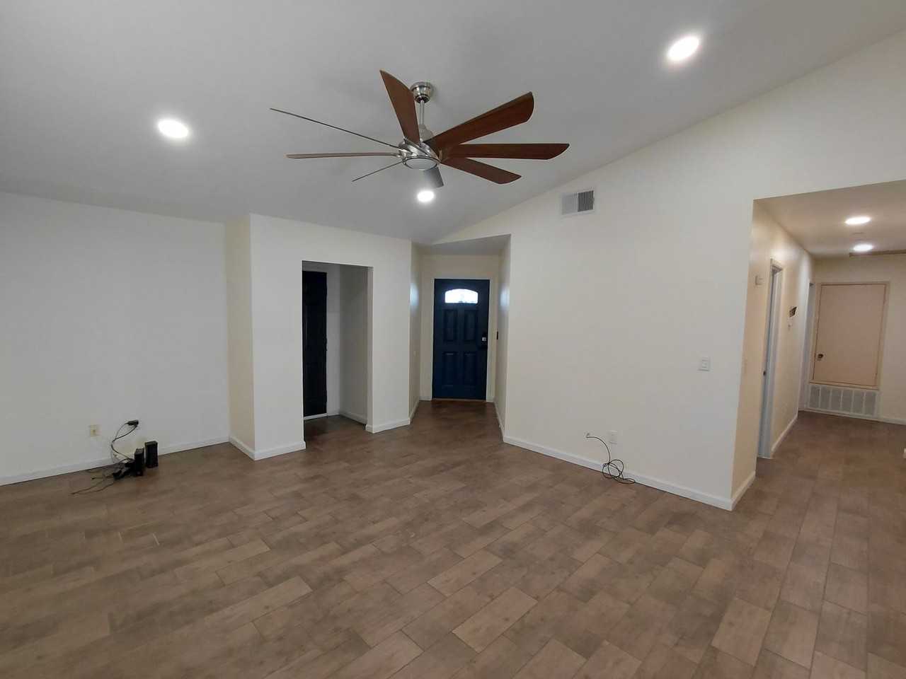 314 Butterfield Trl - Photo 6 of 21