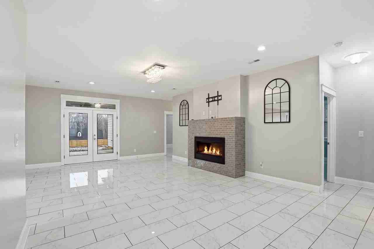 343 Fairview Church Rd - Photo 2 of 29