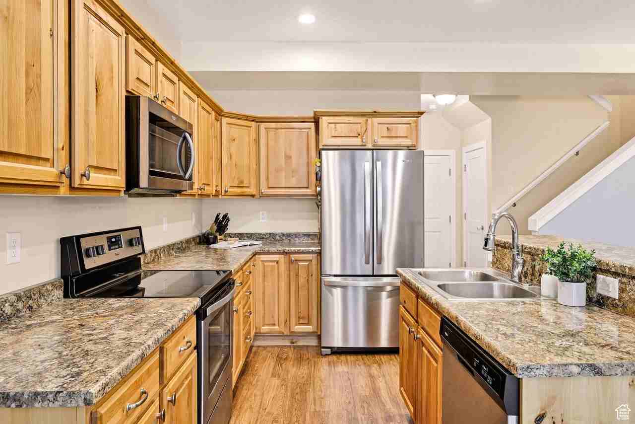 2485 S 1296 W - Photo 4 of 21