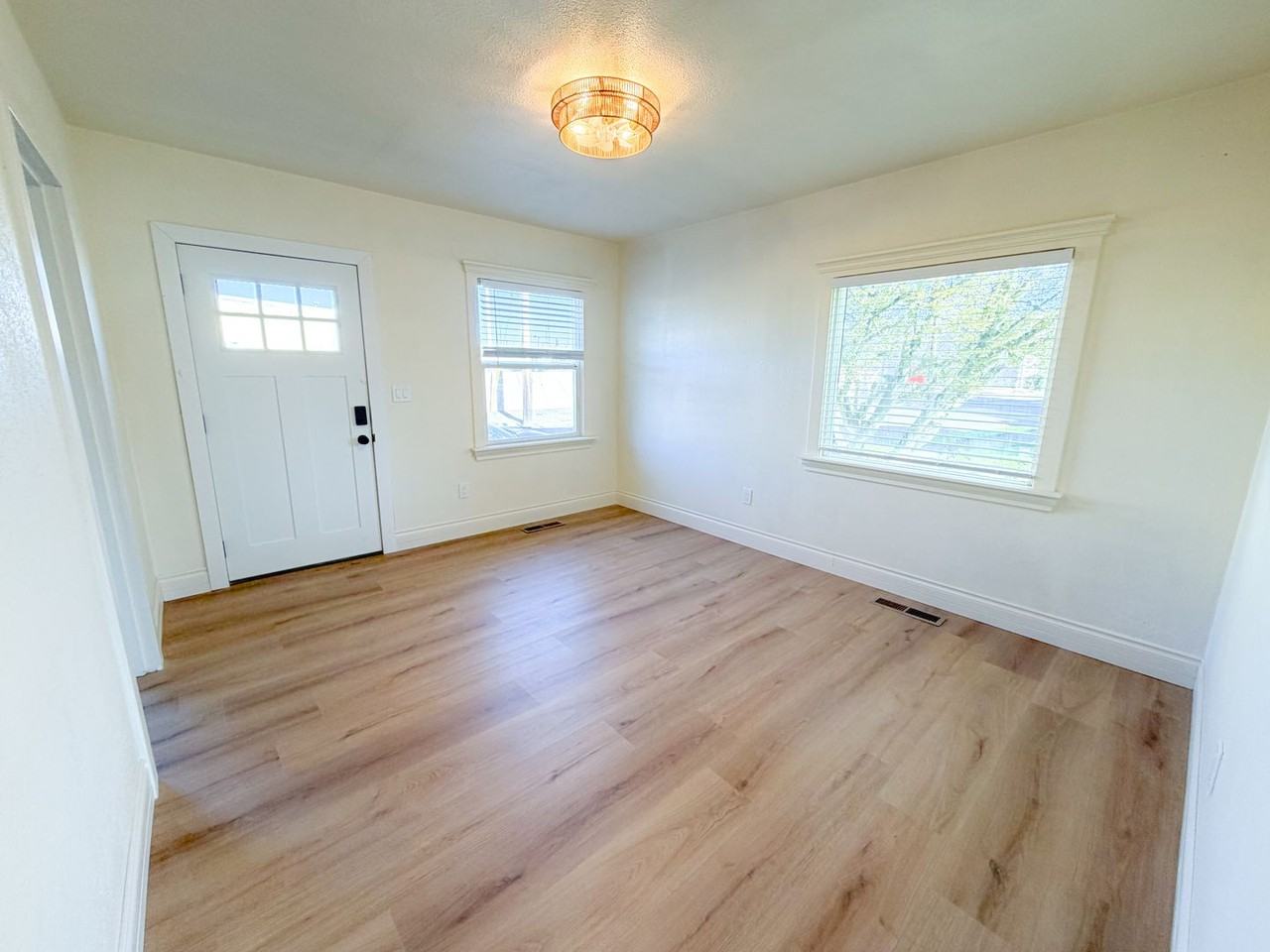 665 Patterson St Nw - Photo 2 of 11