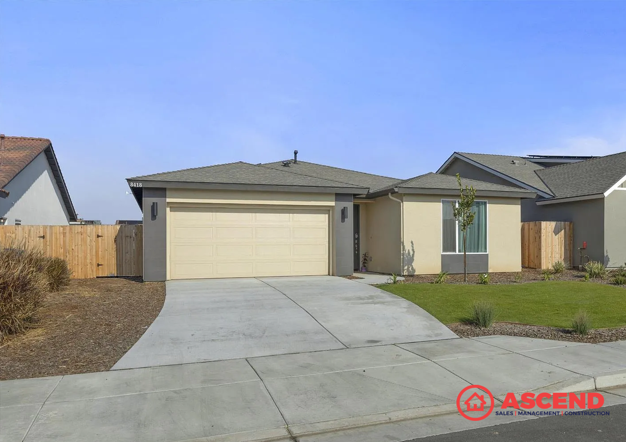 8418 Creede St - Photo 2 of 14