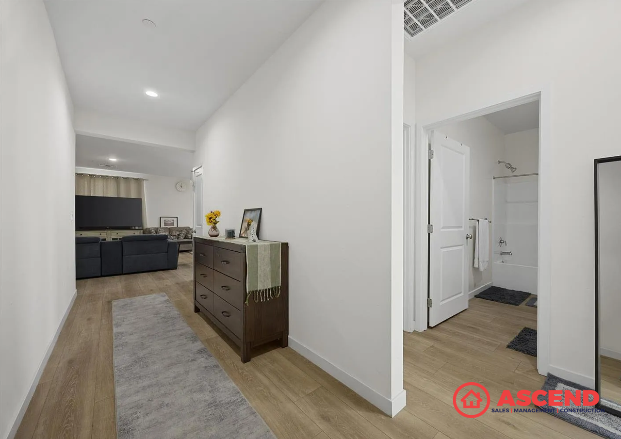 8418 Creede St - Photo 3 of 14