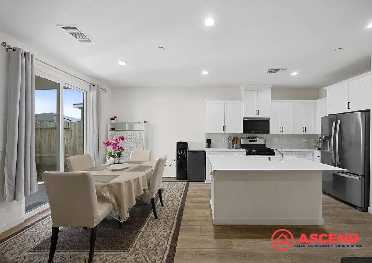 8418 Creede St - Photo 6 of 14