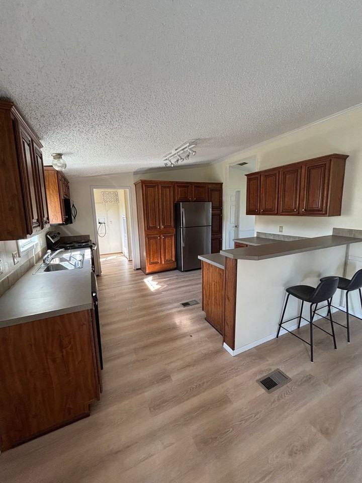 6154 Pine Tree Loop - Photo 3 of 12