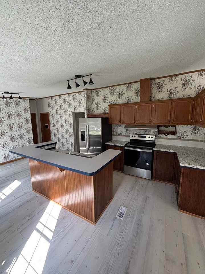 8140 Trey Way - Photo 4 of 14