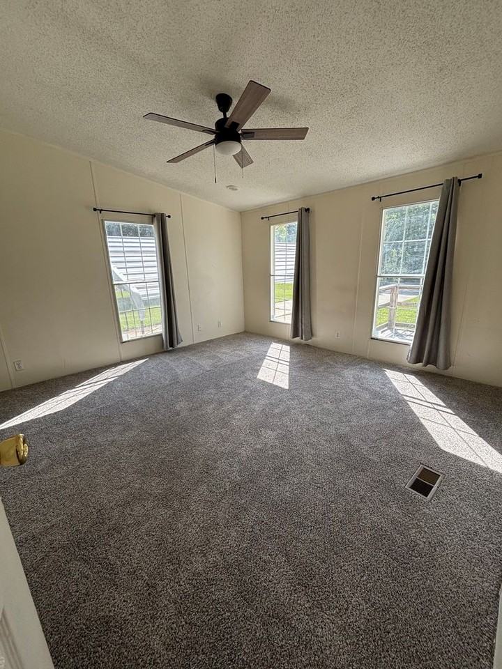 8140 Trey Way - Photo 5 of 14