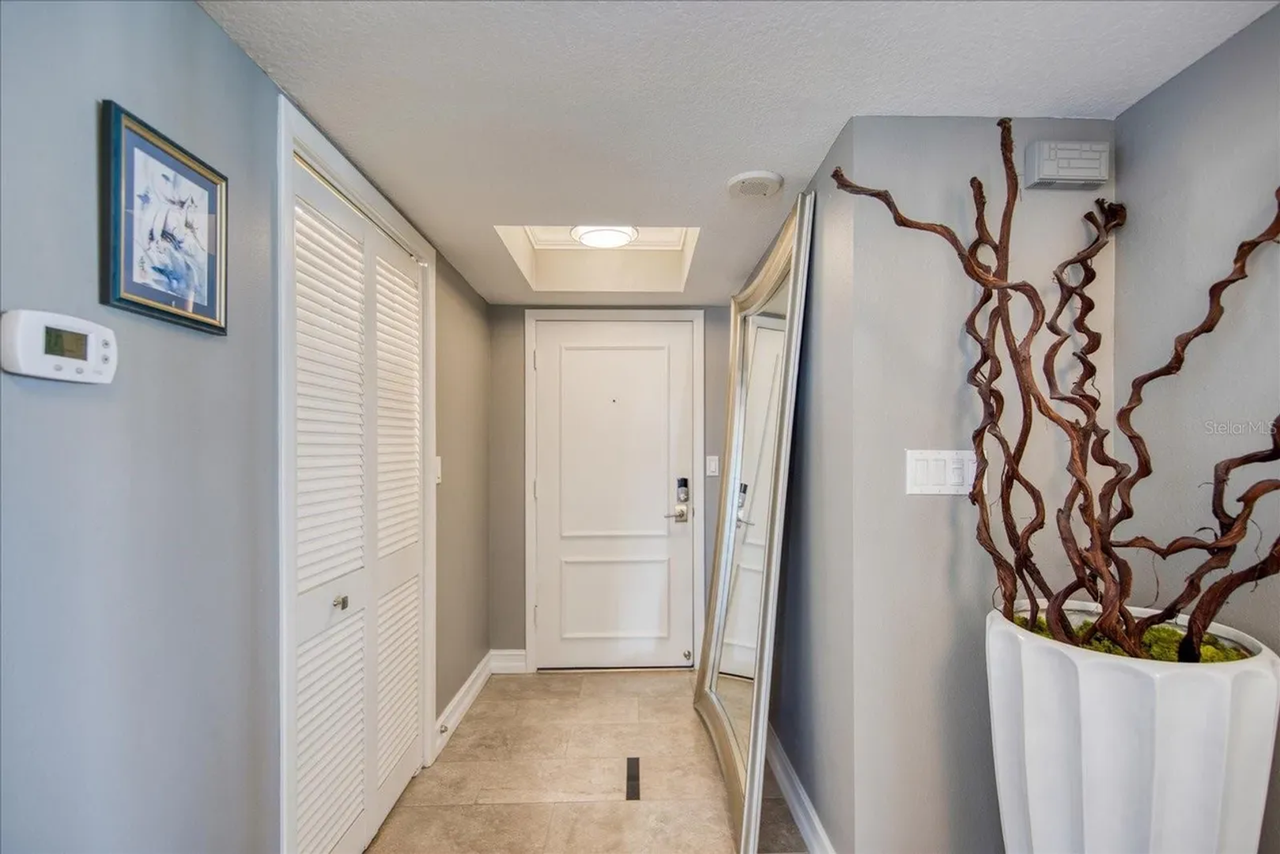 17400 Gulf Blvd #J9 - Photo 6 of 41