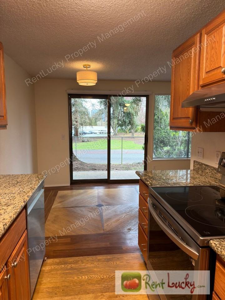 12510 Ne 117th Pl - Photo 5 of 24
