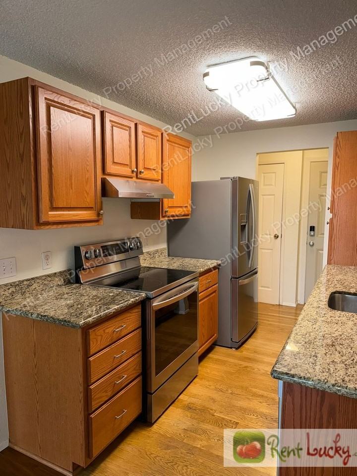 12510 Ne 117th Pl - Photo 4 of 24