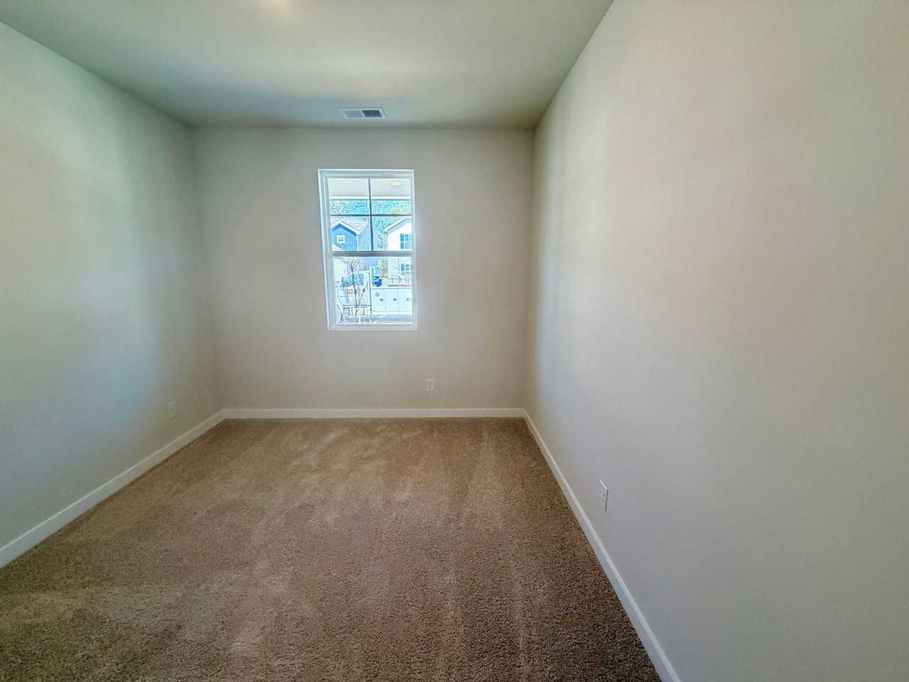 2615 Blue Sky Meadows Dr - Photo 3 of 27