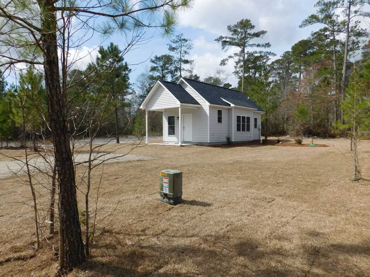 240 Alexander Way S - Photo 3 of 18