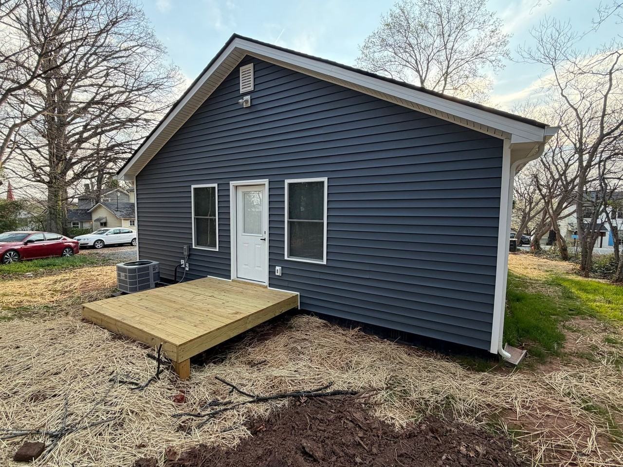 2269 Aragon St - Photo 2 of 13