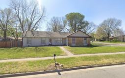 2605 Sw Osborn Rd - Photo 1 of 1