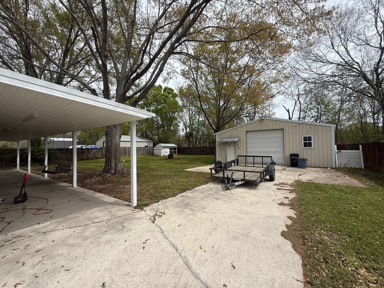 17160 Parker Heights Dr - Photo 6 of 8