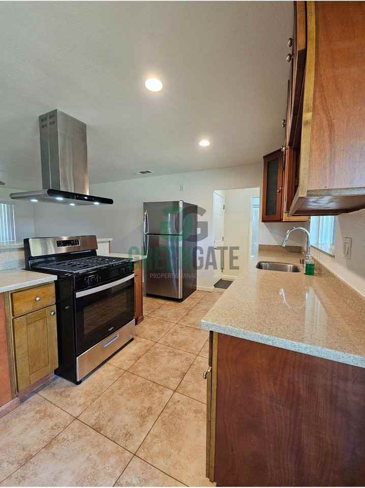 115 E Emerson Ave - Photo 7 of 42