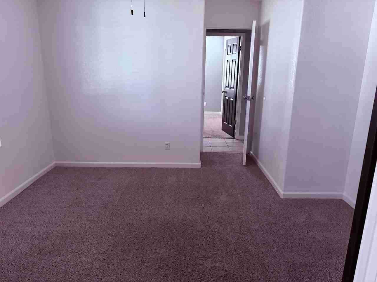 194 Mesquite Ct - Photo 5 of 21