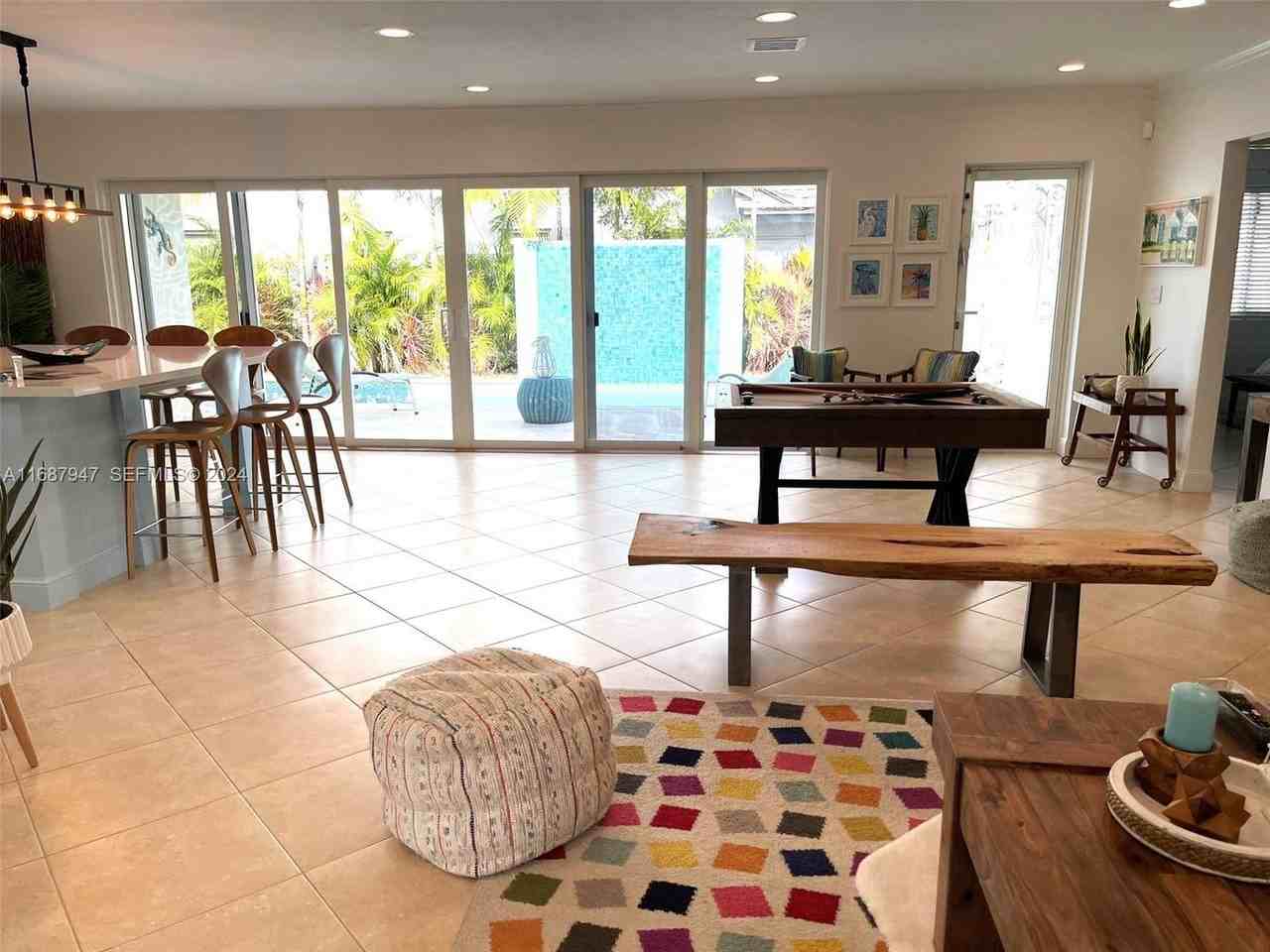 4782 Nw 116th Ter - Photo 6 of 21