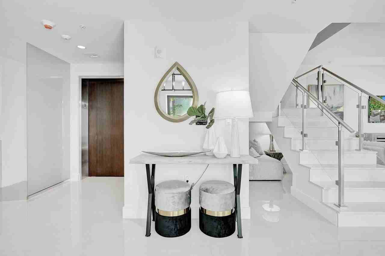 3040 N Ocean Blvd - Photo 5 of 19