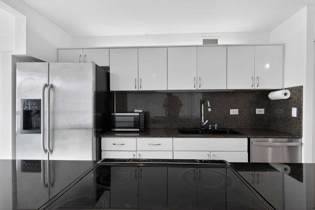 360 East Randolph Street - Photo 2 of 5